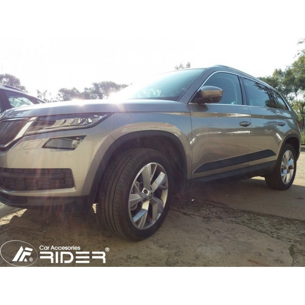 Dekoratīvie sānu moldingi F-57 (KODIAQ)