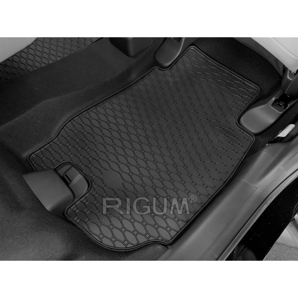 CAR RUBBER FLOOR MATS BLACK HONDA HR-V (2022-...) RIGUM