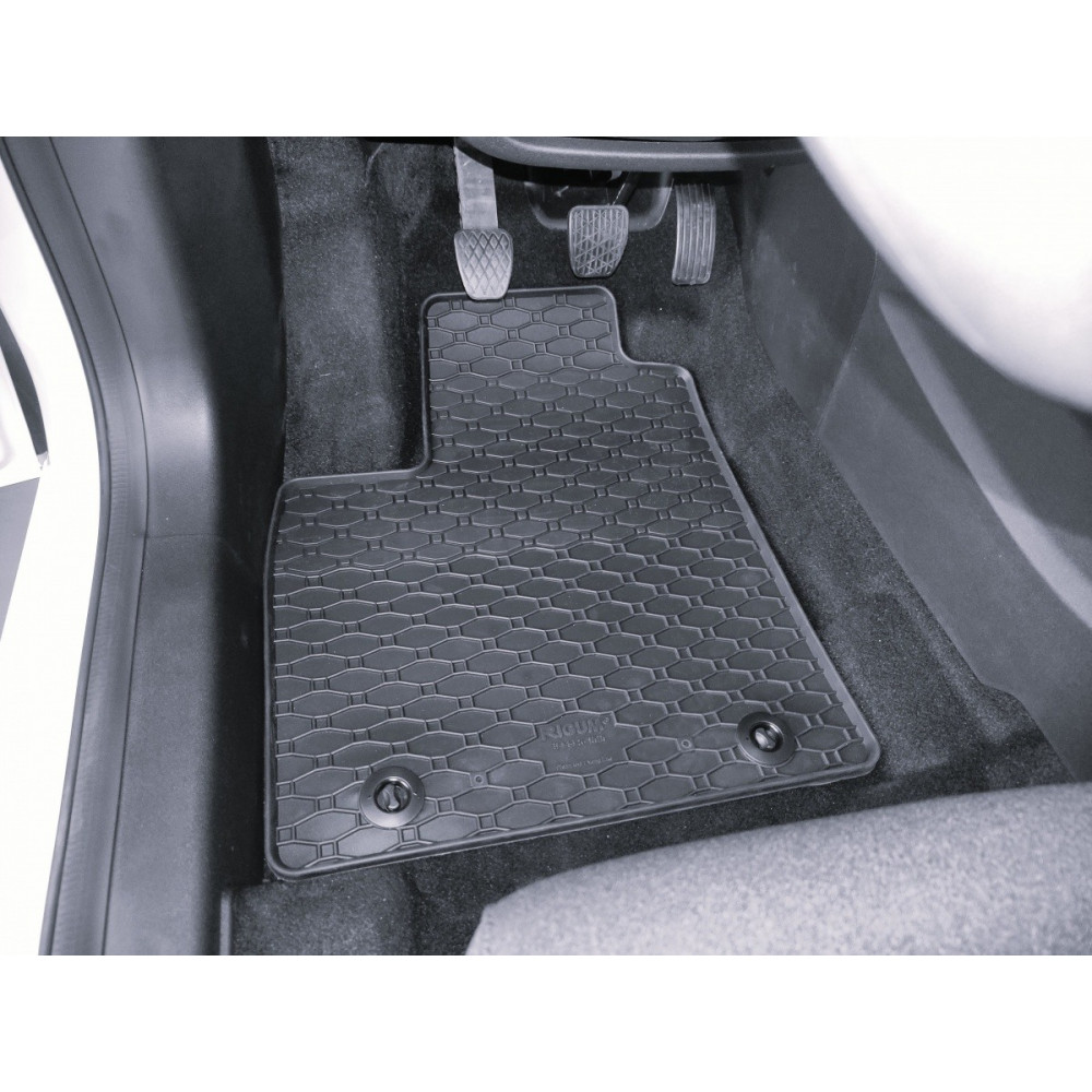 AUTO KUMMIMATID MUSTAD MG 3/MG 3 Hybrid+ (2024-...) RIGUM