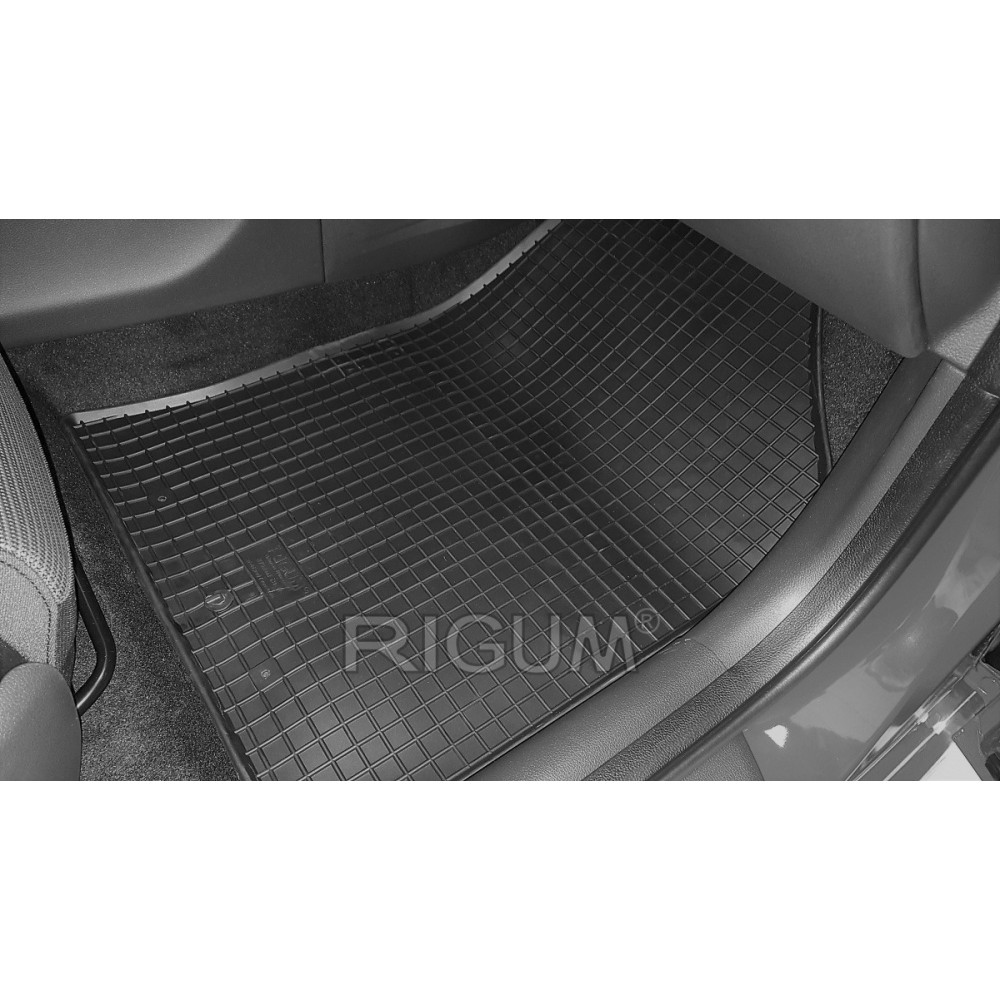 CAR RUBBER FLOOR MATS BLACK HYUNDAI i30 (2017-...) RIGUM