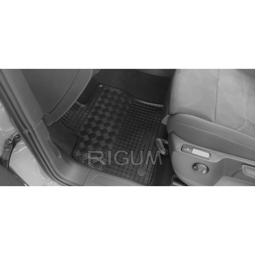 AUTO KUMMIMATID MUSTAD VOLKSWAGEN TOURAN (2015-...) RIGUM