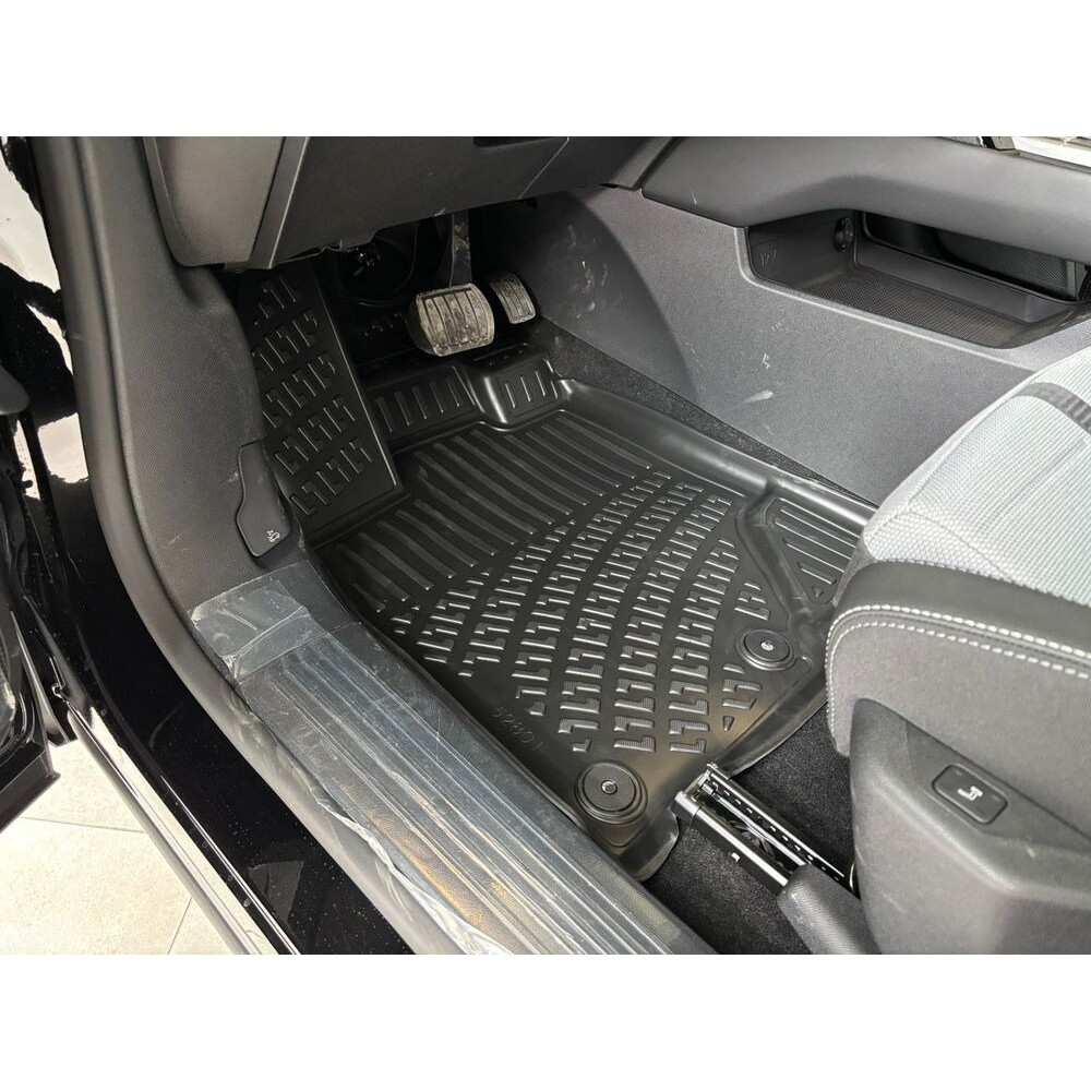 CAR RUBBER FLOOR MATS BLACK 3D PEUGEOT 5008 III MHEV (2024-...) RIZLINE