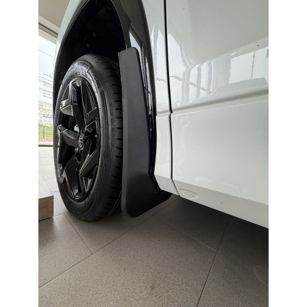 Модельные брызговики VW TAYRON R-line (2025-...)