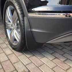 Roiskeläpät OEM VW TIGUAN II (2016-2024) 5NA075101 (2 kpl.)