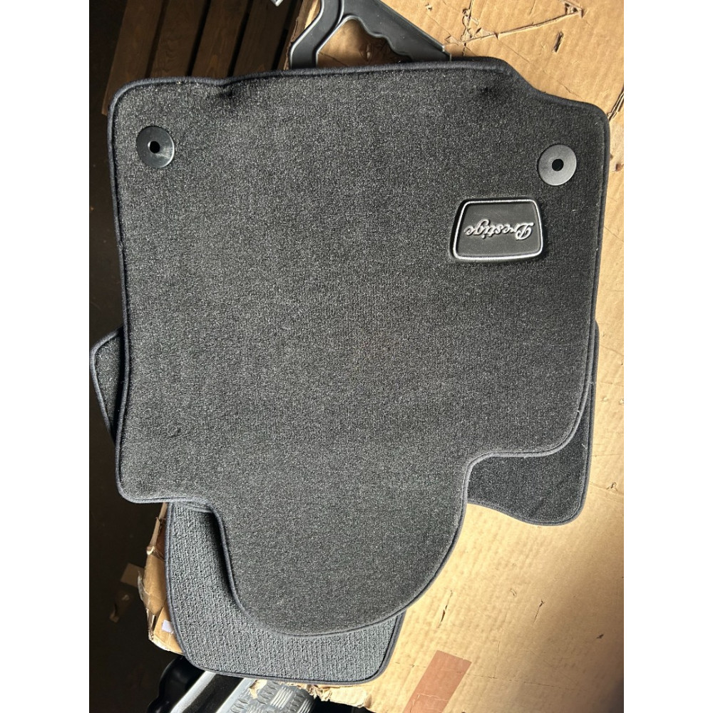 Auto OEM tekstiilmatid SKODA YETI (2009-...) LAM863013SKANT