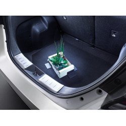 Galinio buferio chromo apdaila OEM NISSAN LEAF II (2017-...) KE9675S020