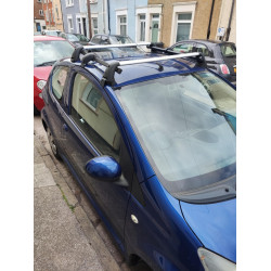 Auto jumta bagāžnieks OEM TOYOTA AYGO (3d.)(2005-2014) PZ40391610GA Auto jumta bagāžnieks OEM TOYOTA AYGO (3d.)(2005-2014) PZ40391610GA