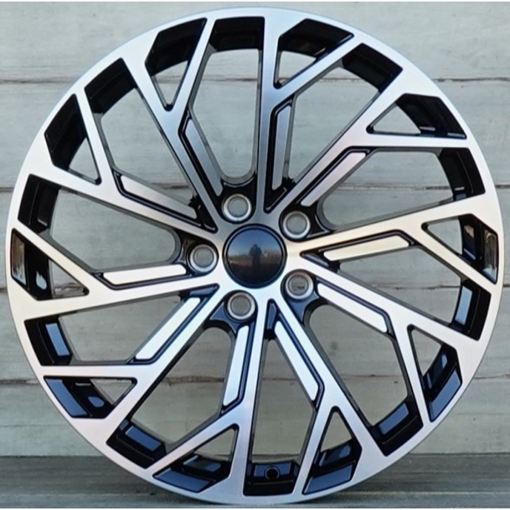 Литые диски R17 5x114.3 *AMZ H690 BM* Литые диски R17 5x114.3 *AMZ H690 BM*