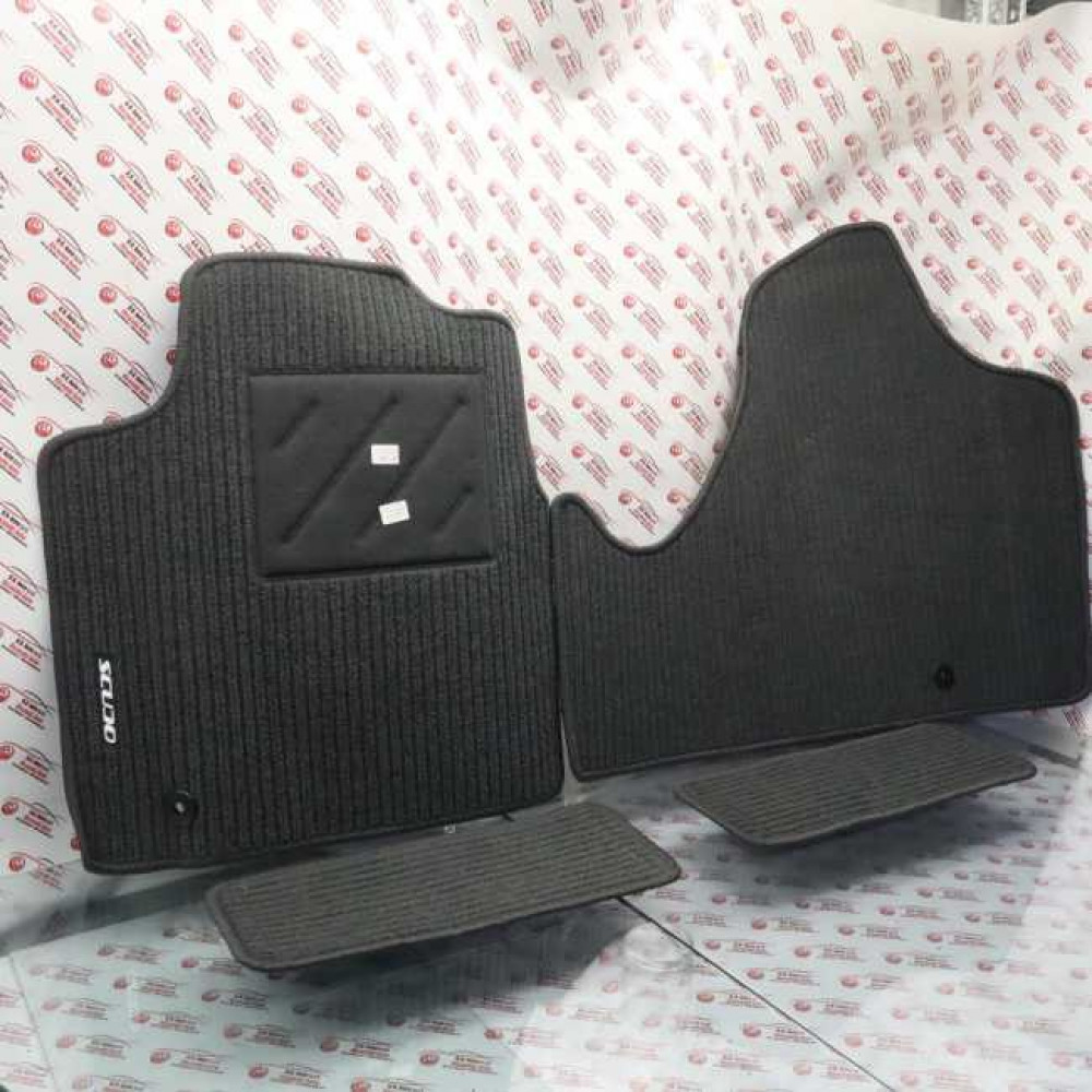 Автоковрики OEM тканевые FIAT SCUDO II (8/9s.)(2007-2016) 71803667